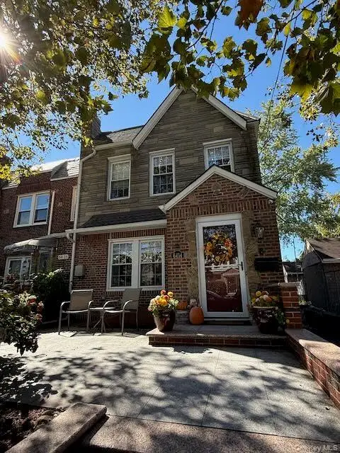 6414 83rd Place, Middle Village, NY 11379