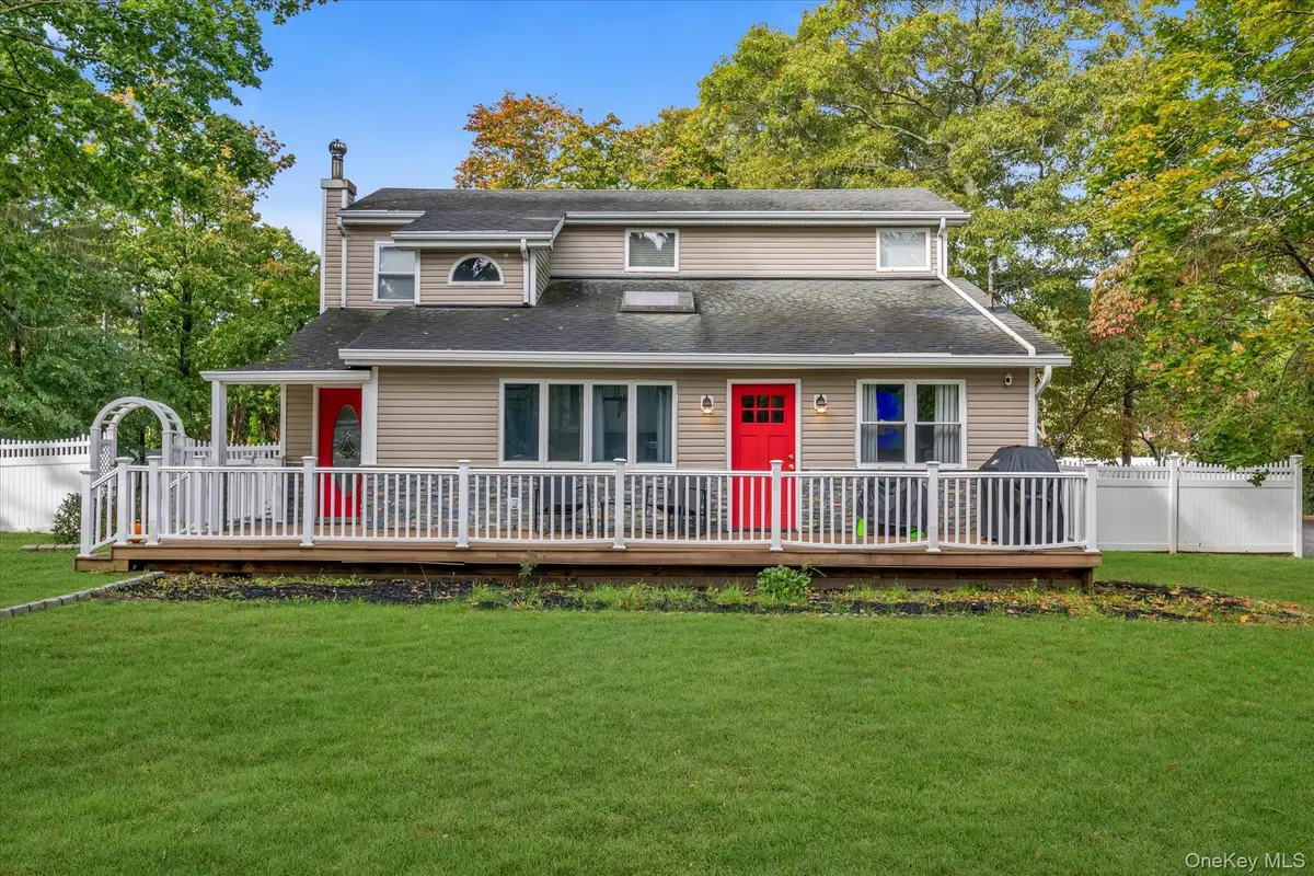 470 Bicycle Path, Terryville, NY 11776 - #1