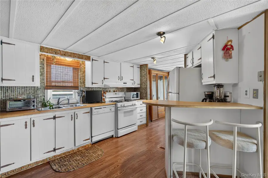 118 King George Drive, New Windsor, NY 12553 - #2