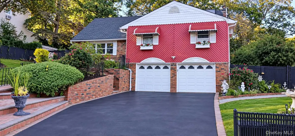 41 Washington Heights Street, Selden, NY 11784 - #1