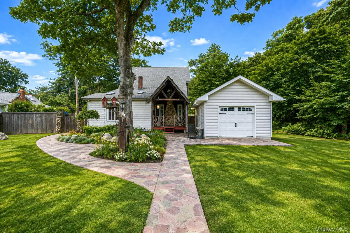 457 Granny Road, Medford, NY 11763 - #1