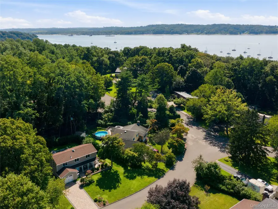 6 Daniel Drive, Glen Cove, NY 11542 - #2