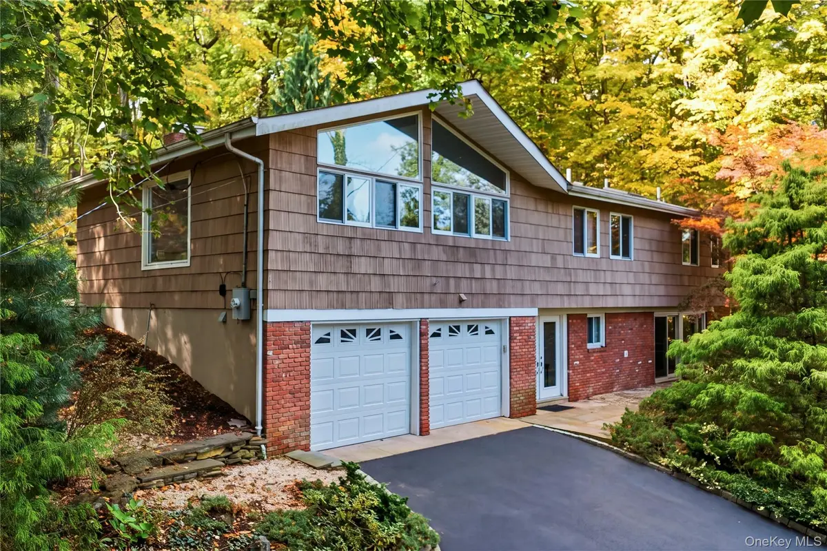 12 Sandy Hollow Road, Northport, NY 11768 - #1