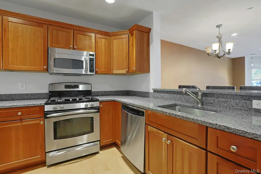 3306 Leeward Drive, Haverstraw, NY 10927 - #3