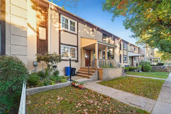 13629 222nd Street, Laurelton, NY 11413