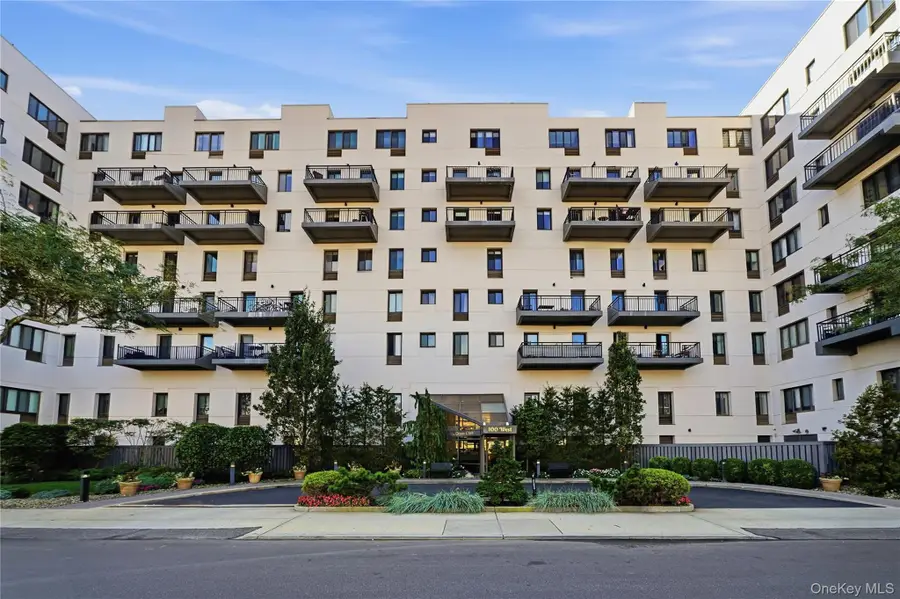 100 W Broadway #6Q, Long Beach, NY 11561 - #2