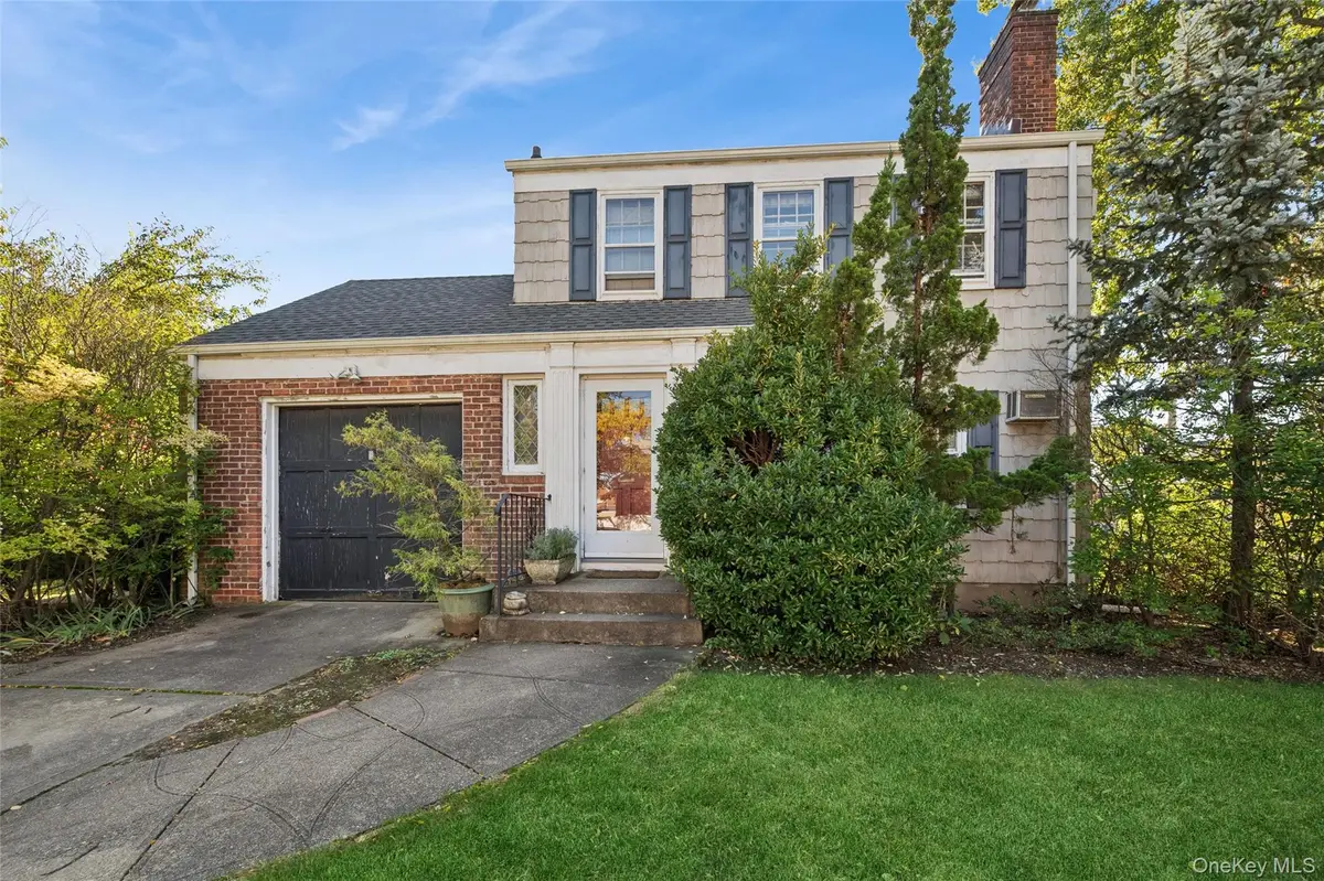 1569 Hewlett Avenue, Hewlett, NY 11557 - #1