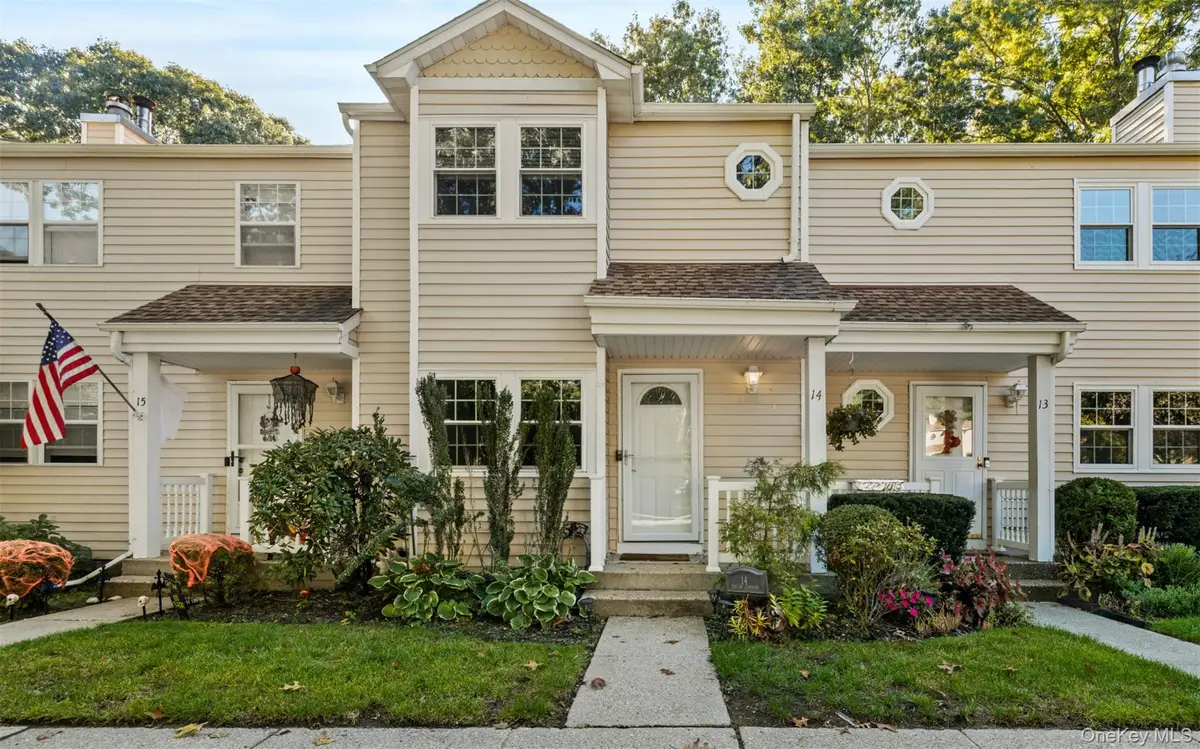 14 Taylor Commons #14, Yaphank, NY 11980 - #1