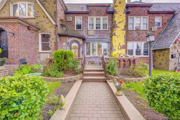 64-66 84th Place, Middle Village, NY 11379