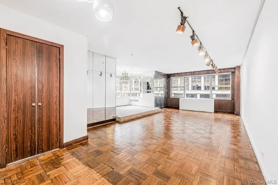 77 W 55th Street #17B, Manhattan, NY 10019 - #3