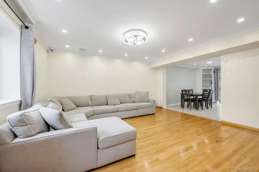 110-32 62 Nd Drive, Forest Hills, NY 11375 - #2