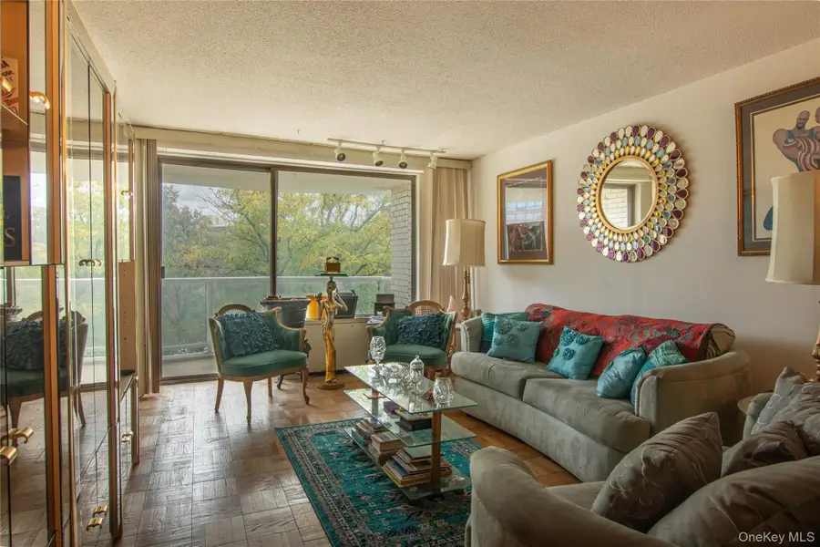 3333 Henry Hudson Parkway #5T, Bronx, NY 10463 - #2