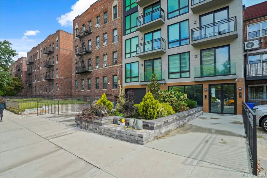 379 Ocean Parkway #3A, Brooklyn, NY 11218 - #2