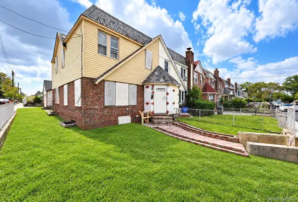19920 115th Avenue, Saint Albans, NY 11412