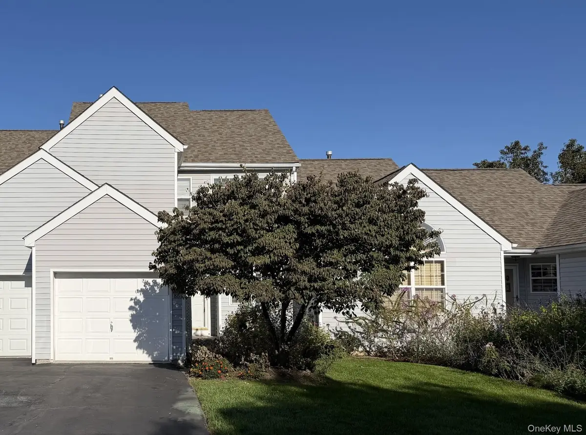 86 Turnberry Court, Poughkeepsie, NY 12603 - #1