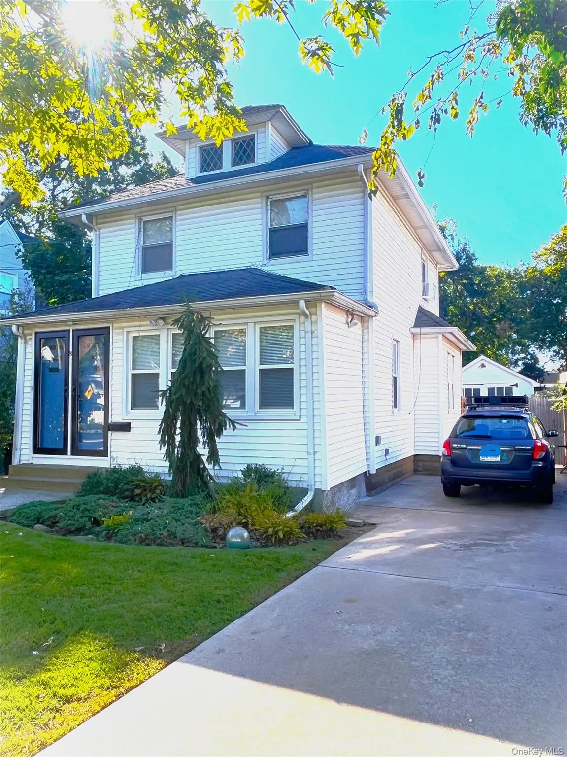 8 Saint Nicholas Street, Lynbrook, NY 11563 - #1