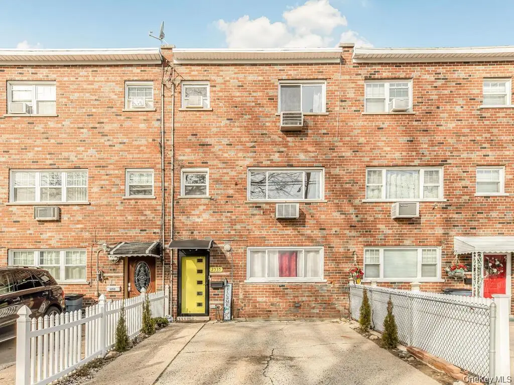 2535 Hollers Avenue, Bronx, NY 10475 - #1