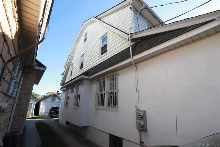 137-58 Kalmia Avenue, Flushing, NY 11355 - #2