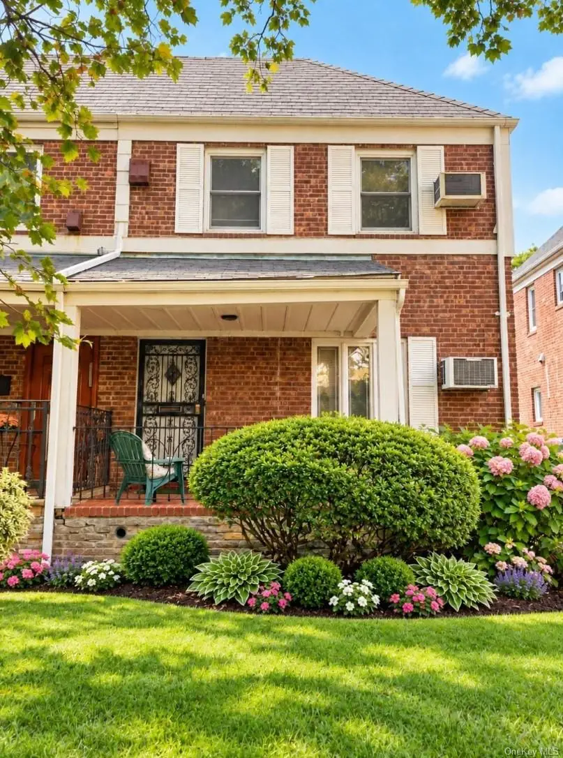 136-67 72 Avenue, Flushing, NY 11367 - #1