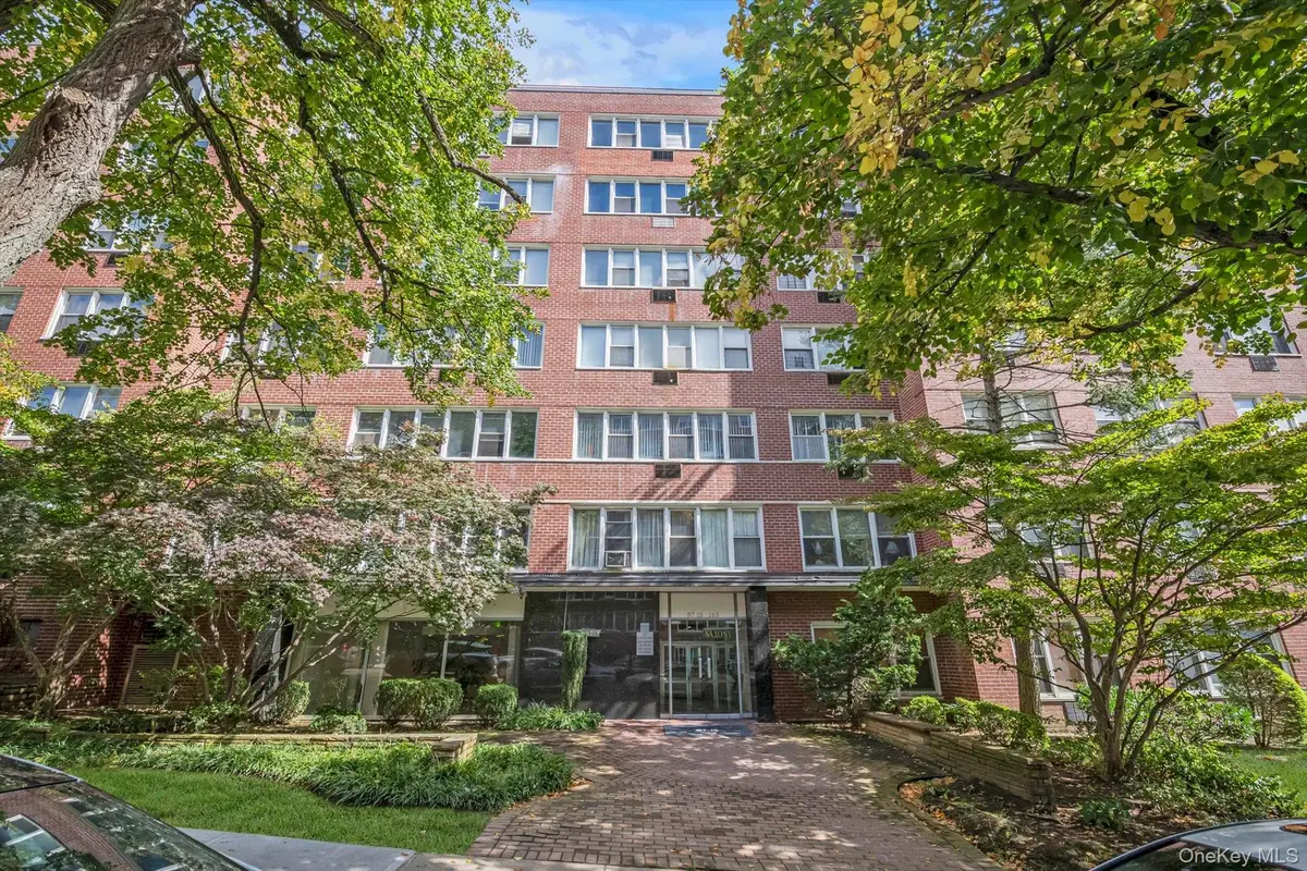 87-15 165th Street #7G, Jamaica, NY 11432 - #1