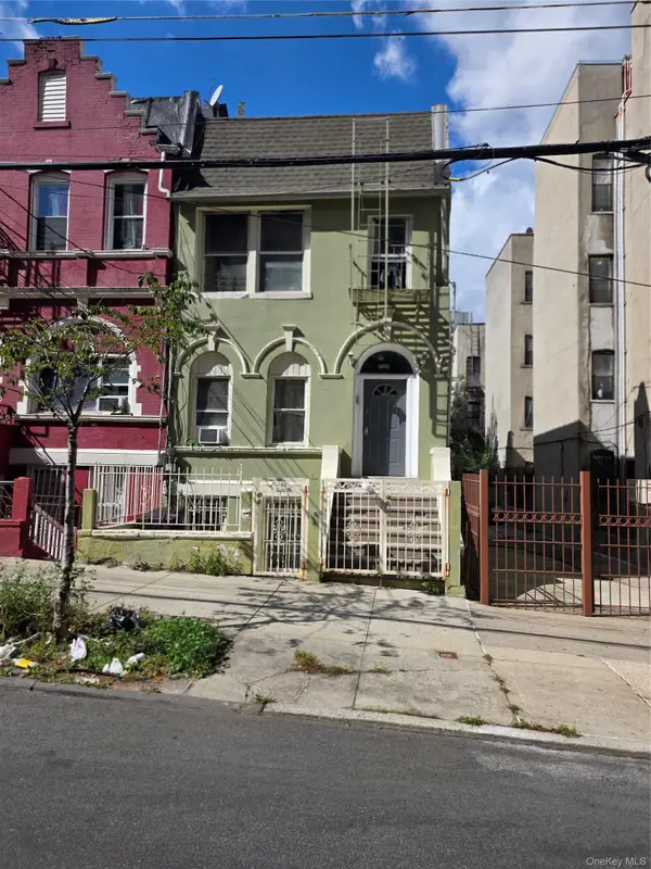 725 Eagle Avenue, Bronx, NY 10455