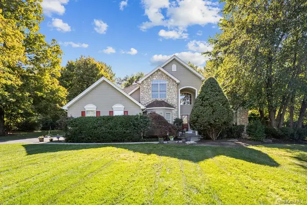 7 Birdie Drive, Suffern, NY 10901