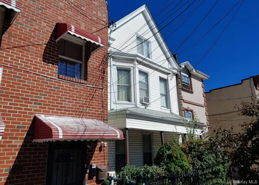 1019 E 217th Street, Bronx, NY 10469 - #2