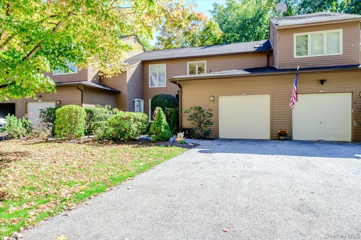 302 Beechwood Lane, Yorktown Heights, NY 10598 - #1