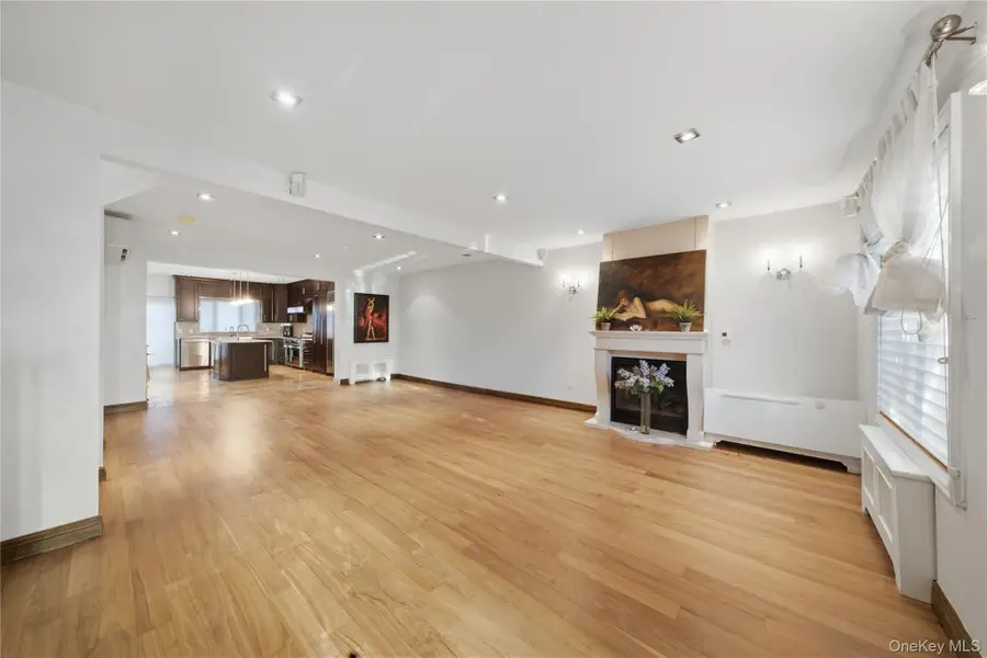 60-39 69th Lane, Maspeth, NY 11378 - #3