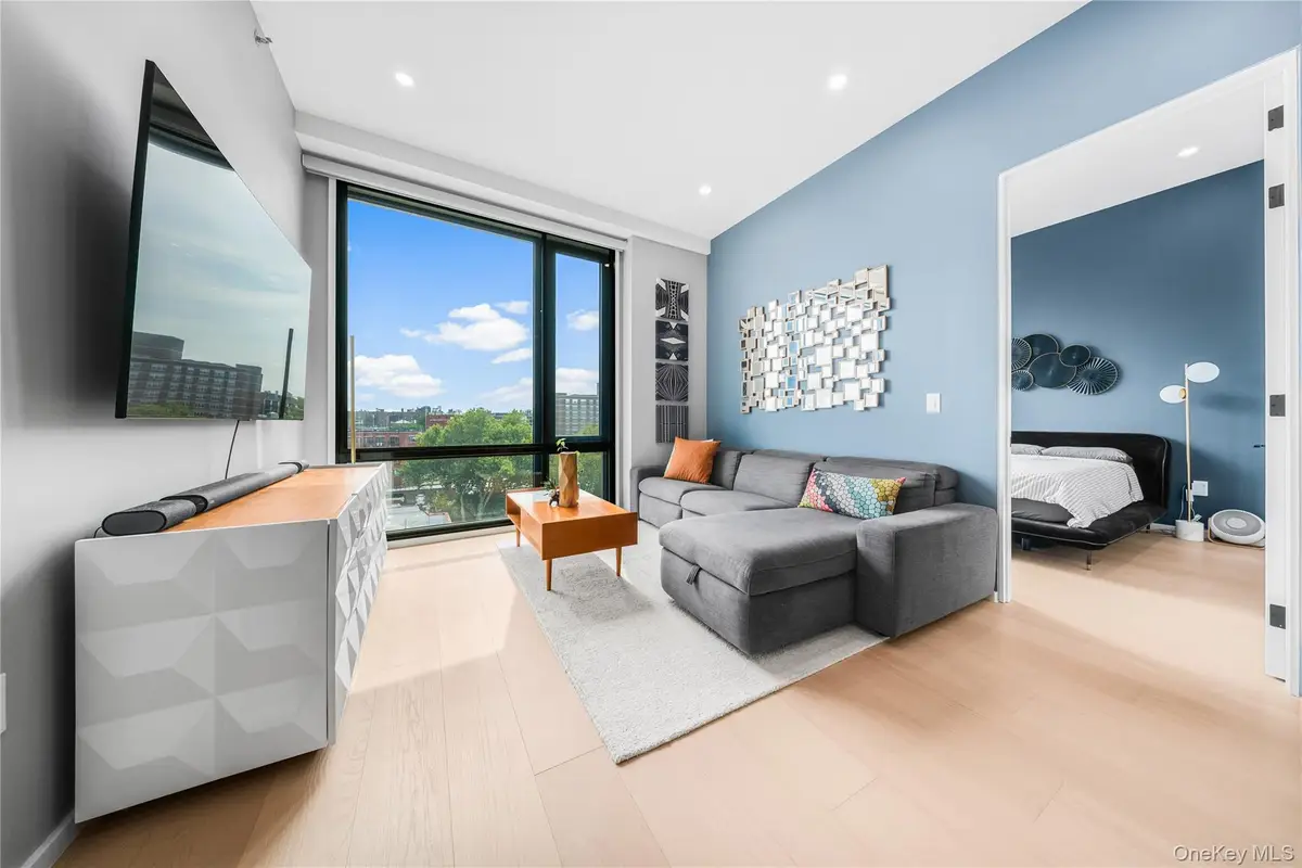 31-16 21, Astoria, NY 11106 - #1