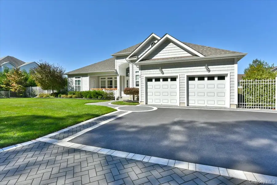 48 Wildflower Drive, Ridge, NY 11961 - #3