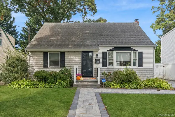 214 Elsie Avenue, Merrick, NY 11566