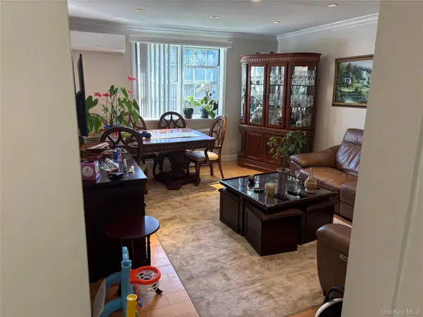 135-44 78th #32E, Kew Garden Hills, NY 11367