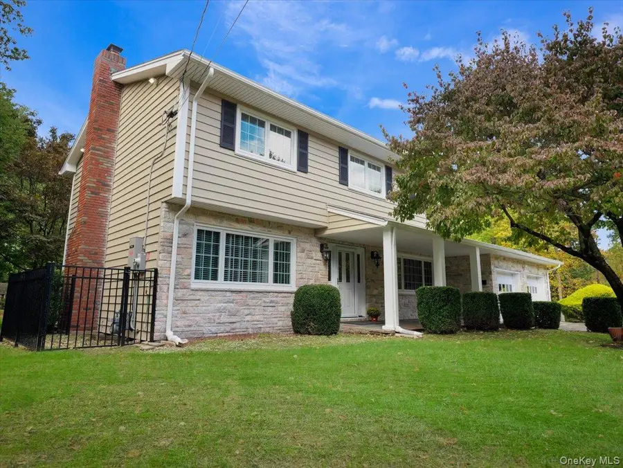 15 Sterling Forest Lane, Suffern, NY 10901 - #2