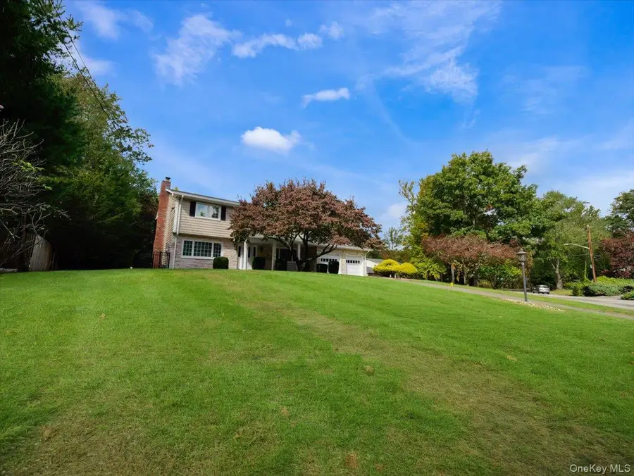 15 Sterling Forest Lane, Suffern, NY 10901 - #3