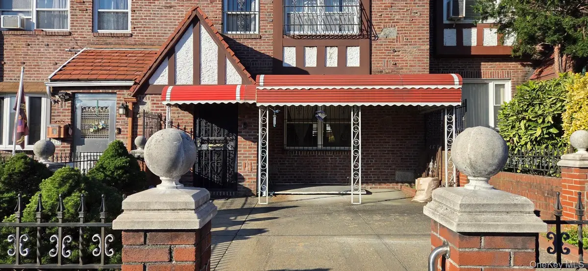 8834 Francis Lewis Boulevard, Jamaica, NY 11427 - #1