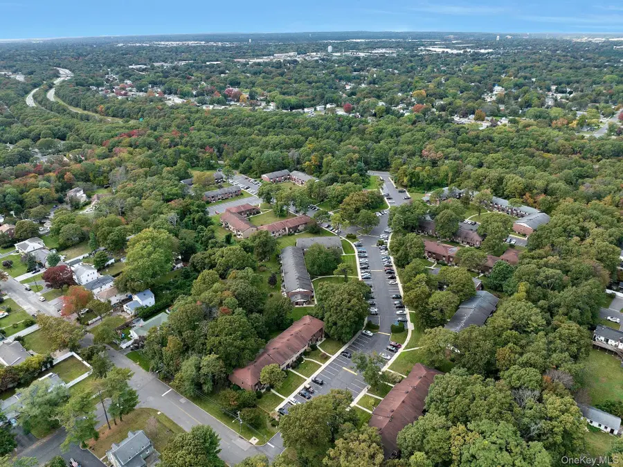 150 Newbrook Lane #150, Bay Shore, NY 11706 - #2