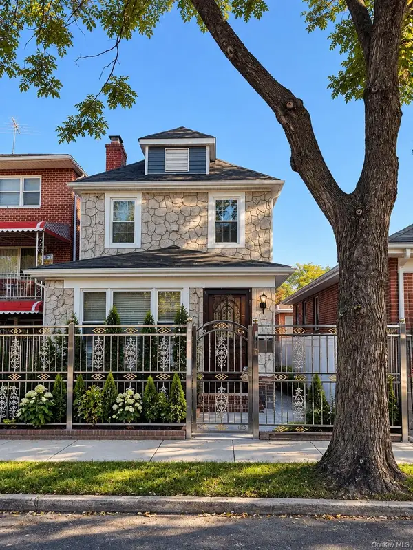 542 Logan Avenue, Bronx, NY 10465