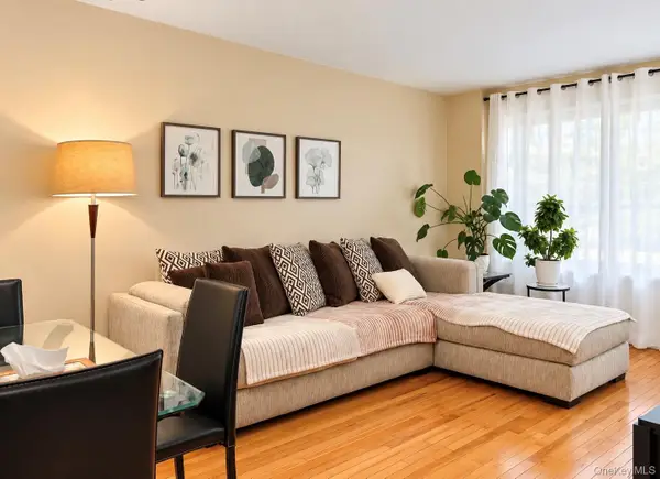 142 S Union Avenue N #2D, Flushing, NY 11355
