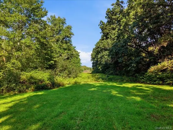 L19 Weibel, Call Listing Agent, NY 12866