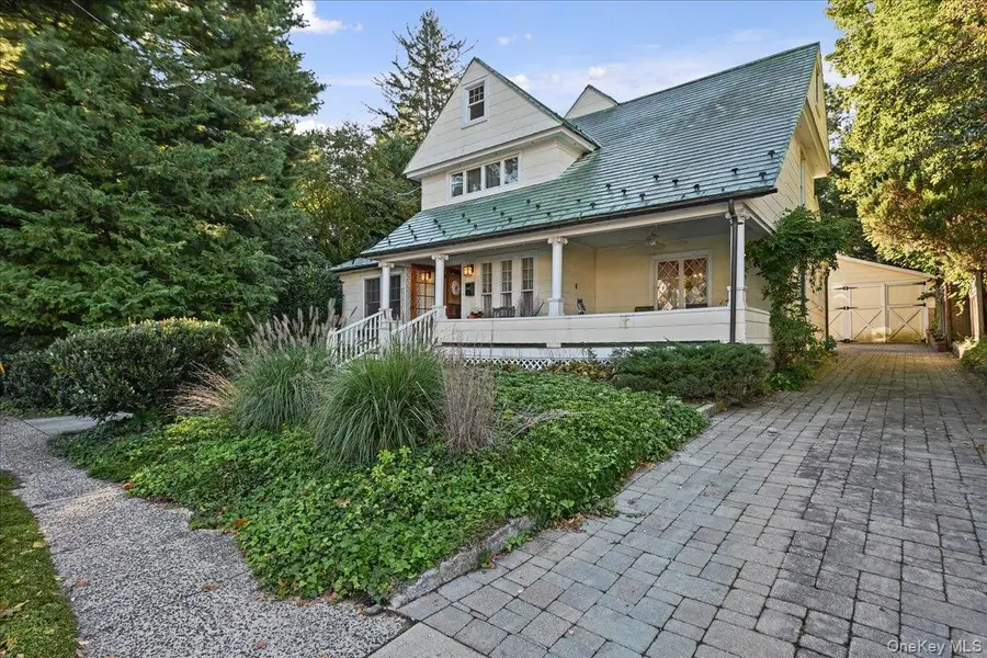 20 5th Avenue, Port Washington, NY 11050 - #3