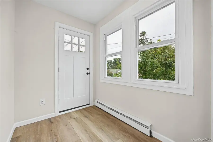 14 Corona Road, Sound Beach, NY 11789 - #2