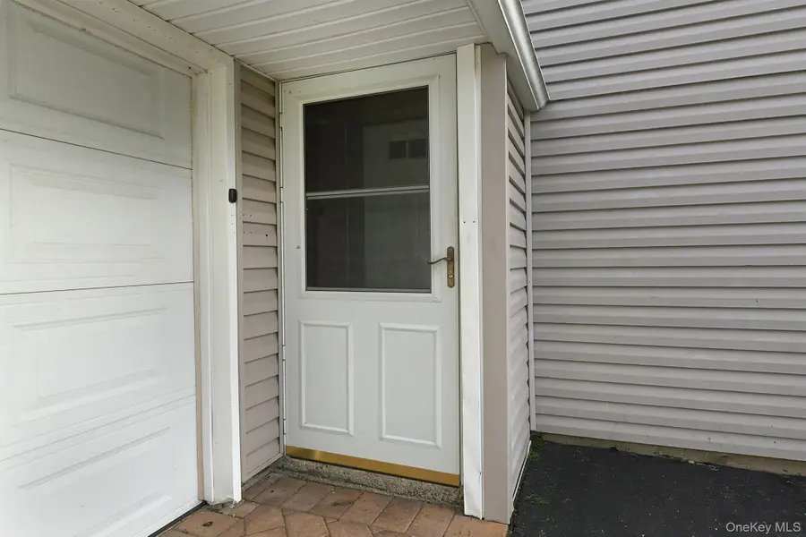 139 Horn Lane, Levittown, NY 11756 - #3