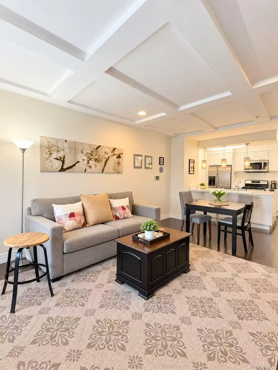 6405 Yellowstone Boulevard #PH502, Forest Hills, NY 11375 - #3