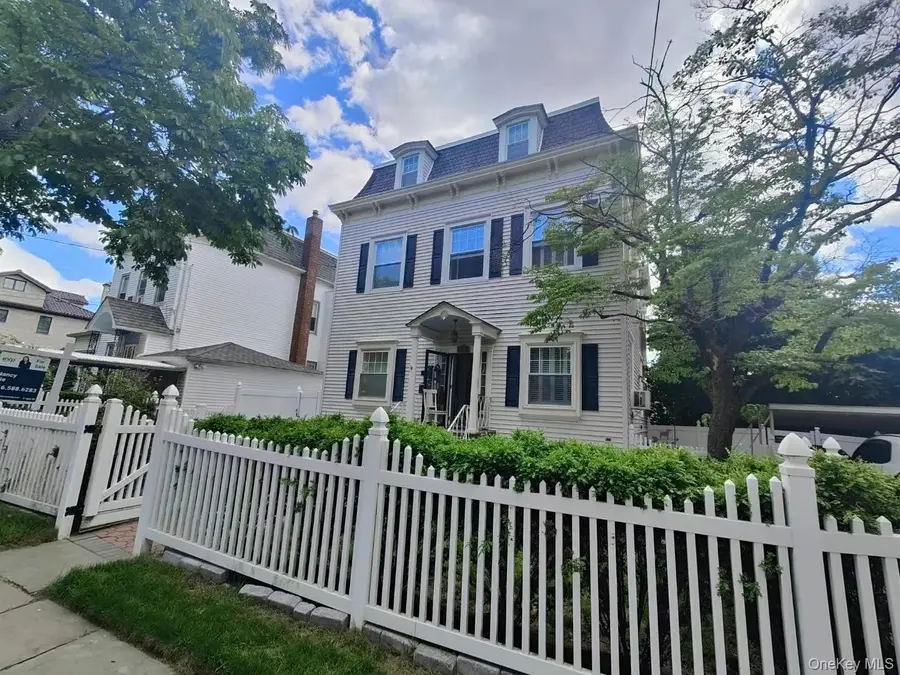 324 150th Street, Whitestone, NY 11357 - #2