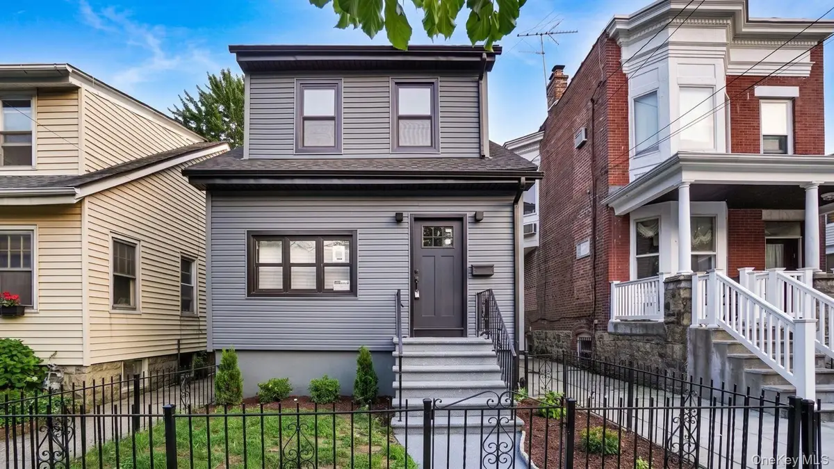128 E 238th Street, Bronx, NY 10470 - #1