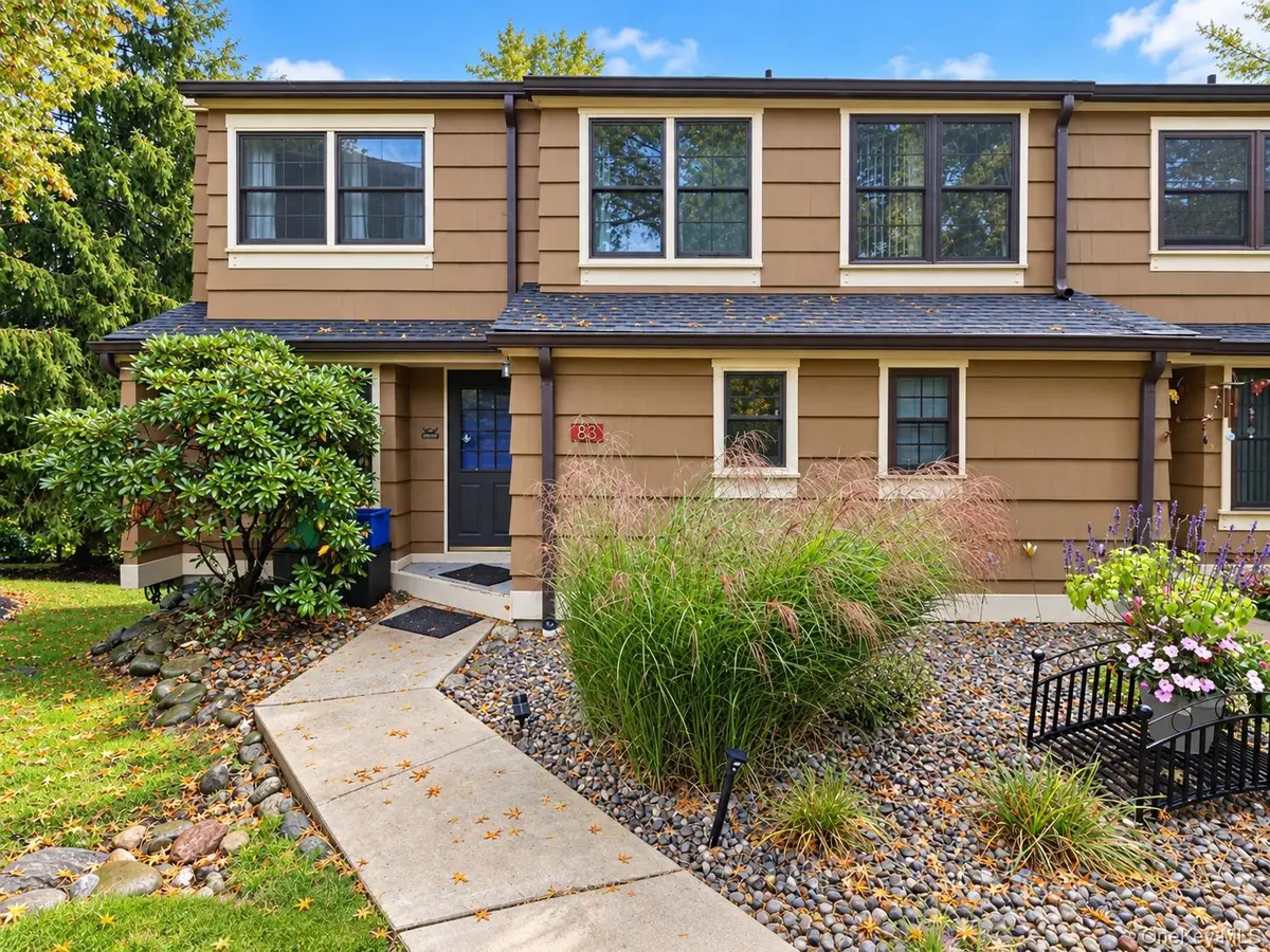 83 Treetop Circle, Nanuet, NY 10954 - #1