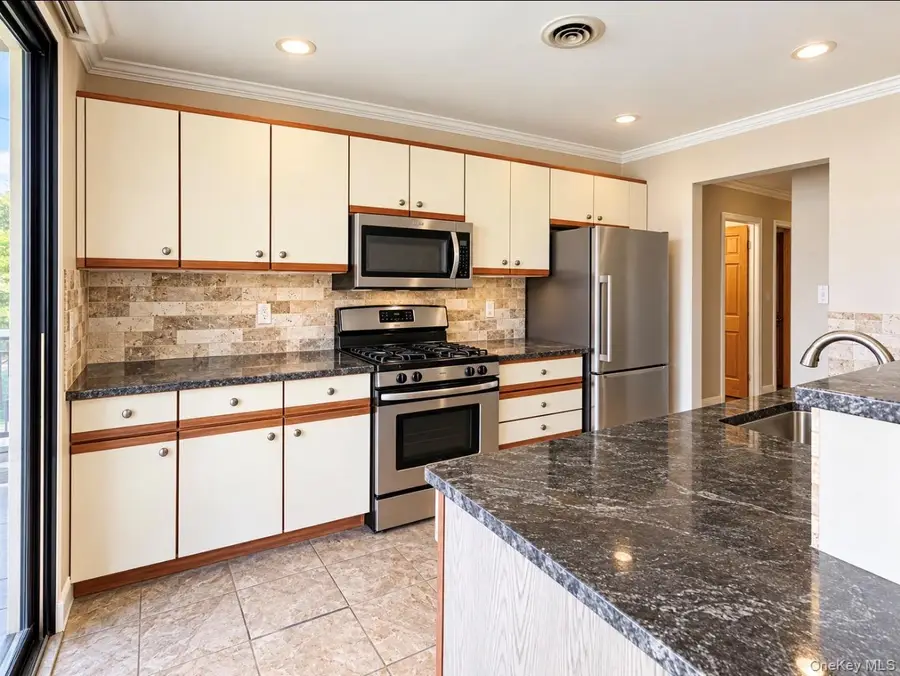 2 Park Place #B1C, Newburgh, NY 12550 - #3