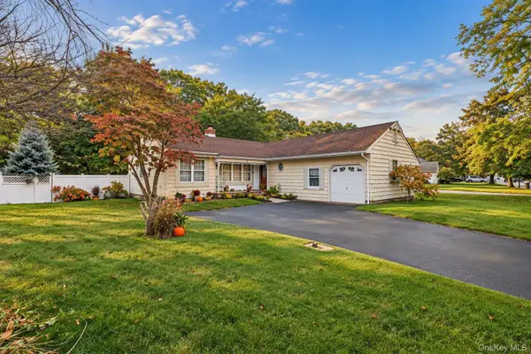 11 Carston Street W, Selden, NY 11784