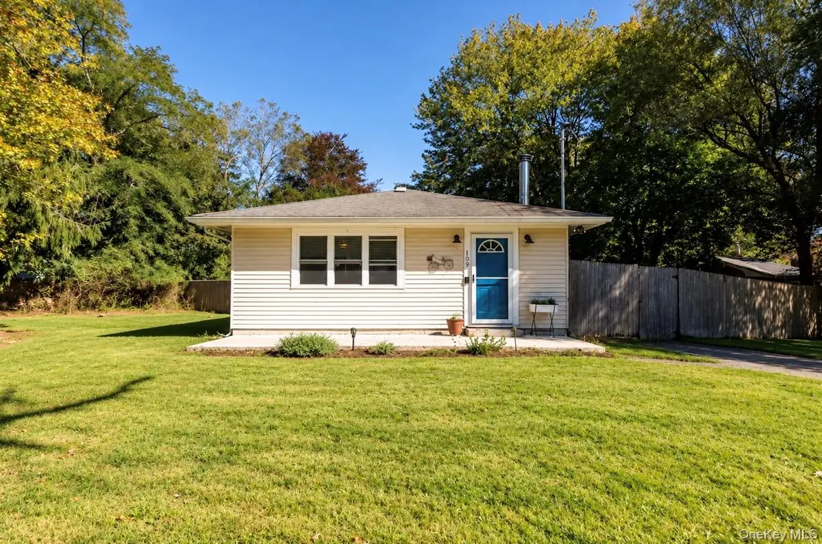 109 Dogwood Road, Mastic Beach, NY 11951 - #1